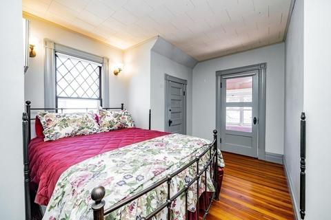 37 Pineywoods Ave, Springfield, MA 01108 photo 31