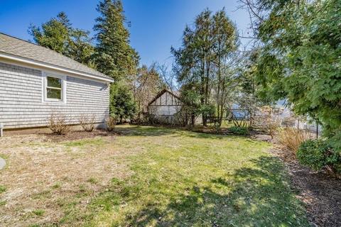 37 Pineywoods Ave, Springfield, MA 01108 photo 36