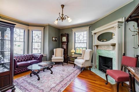 37 Pineywoods Ave, Springfield, MA 01108 photo 13