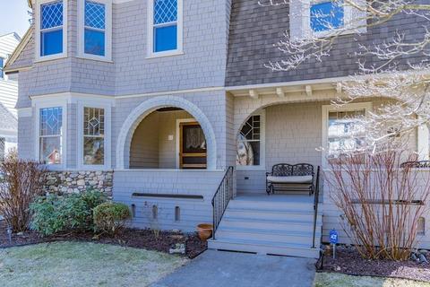 37 Pineywoods Ave, Springfield, MA 01108 photo 5
