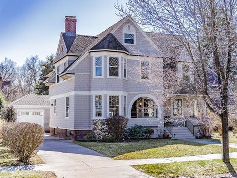 37 Pineywoods Ave, Springfield, MA 01108 photo 3