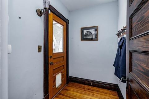 37 Pineywoods Ave, Springfield, MA 01108 photo 18
