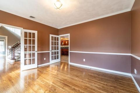 11 Gregory Ln, Reading, MA 01867 photo 18
