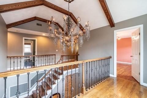 11 Gregory Ln, Reading, MA 01867 photo 22