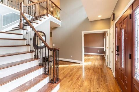 11 Gregory Ln, Reading, MA 01867 photo 5