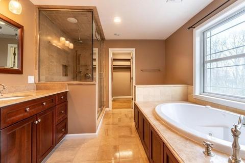 11 Gregory Ln, Reading, MA 01867 photo 31