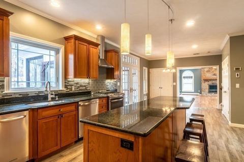 11 Gregory Ln, Reading, MA 01867 photo 11