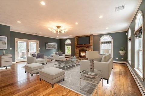 11 Gregory Ln, Reading, MA 01867 photo 13