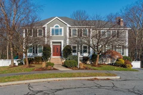 11 Gregory Ln, Reading, MA 01867 photo 3