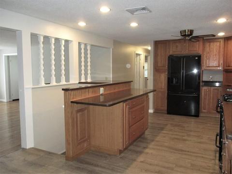 145 Jacob St, Chicopee, MA 01020 photo 8