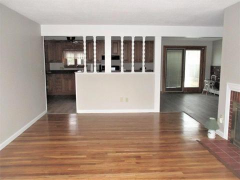 145 Jacob St, Chicopee, MA 01020 photo 9