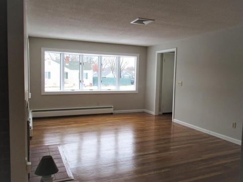 145 Jacob St, Chicopee, MA 01020 photo 3
