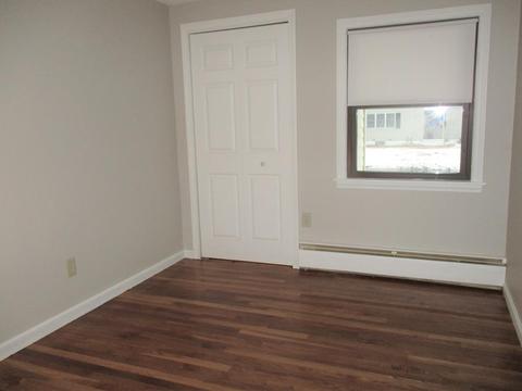 145 Jacob St, Chicopee, MA 01020 photo 13
