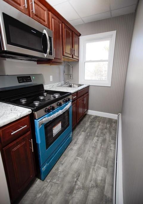 702 Tucker St, Fall River, MA 02721 photo 3