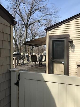 68 Feltham Rd, Springfield, MA 01118 photo 4