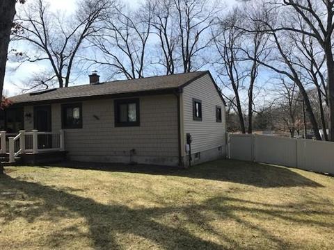 68 Feltham Rd, Springfield, MA 01118 photo 3