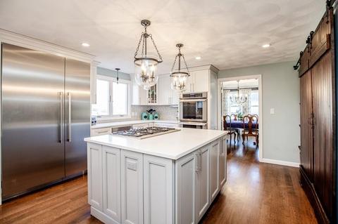 99 Walnut St, Reading, MA 01867 photo 5