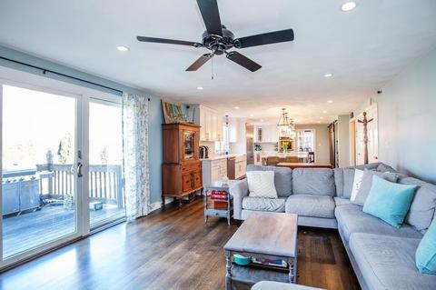 99 Walnut St, Reading, MA 01867 photo 12