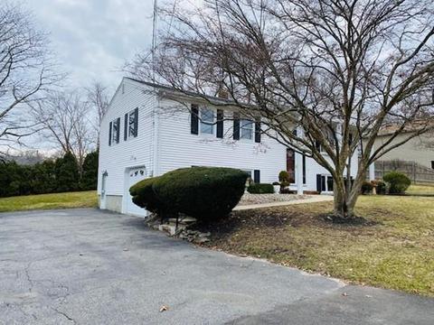 491 Bullock St, Fall River, MA 02720 photo 2