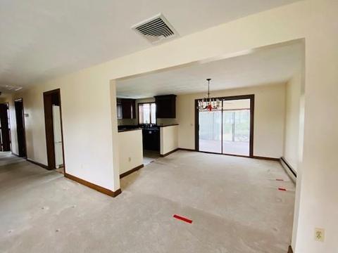 491 Bullock St, Fall River, MA 02720 photo 13