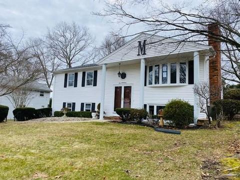 491 Bullock St, Fall River, MA 02720 photo 1