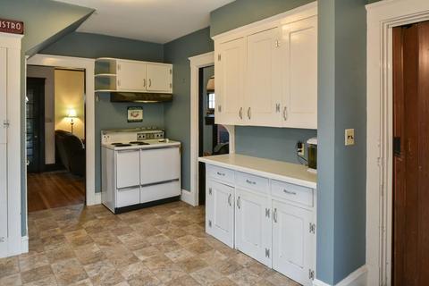 28 Madison Sq, Gloucester, MA 01930 photo 13