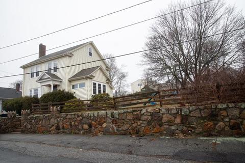 28 Madison Sq, Gloucester, MA 01930 photo 2