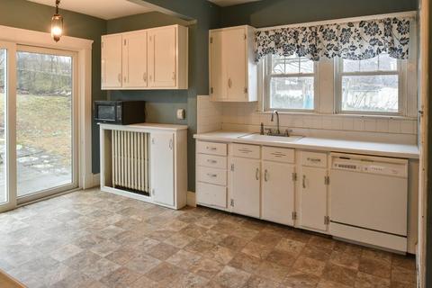 28 Madison Sq, Gloucester, MA 01930 photo 10