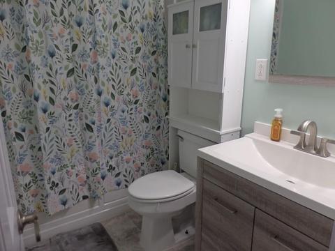 85 Park Ave, Webster, MA 01570 photo 13
