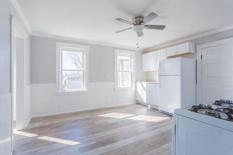 23 Everett Ave, Webster, MA 01570 photo 4