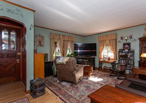 43 Saint Anthony, Chicopee, MA 01013 photo 8