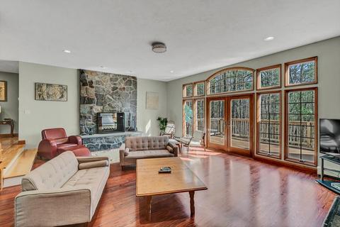 9 Lovell St, Mendon, MA 01756 photo 12