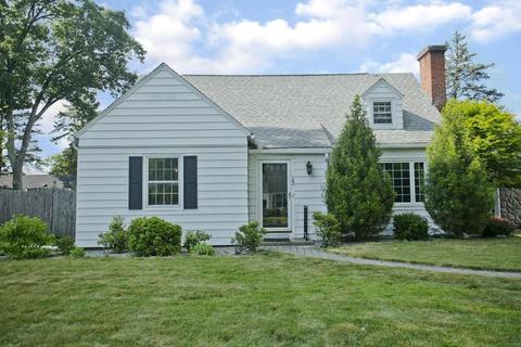 182 Overlook Dr, Springfield, MA 01118 photo 3