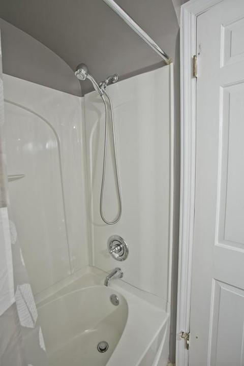 182 Overlook Dr, Springfield, MA 01118 photo 19