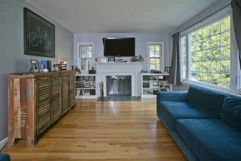 182 Overlook Dr, Springfield, MA 01118 photo 12