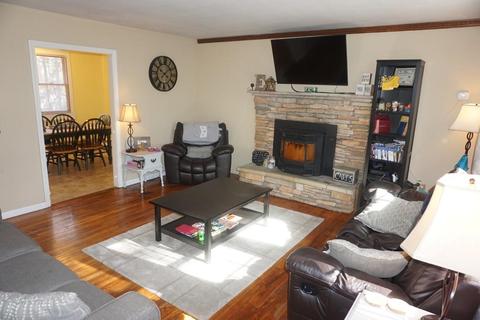 151 Warren Rd, Townsend, MA 01469 photo 3