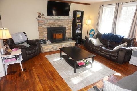 151 Warren Rd, Townsend, MA 01469 photo 4