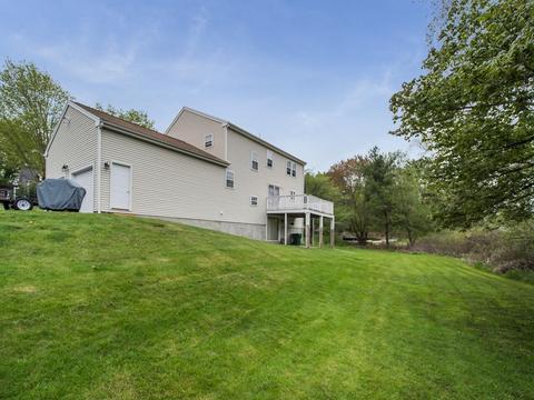 18 Farm St, Upton, MA 01568 photo 8