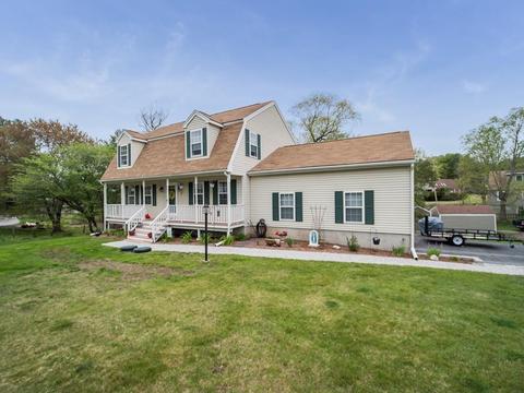 18 Farm St, Upton, MA 01568 photo 1