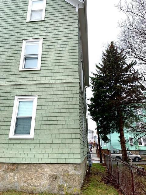 64 Montaup St, Fall River, MA 02724 photo 11