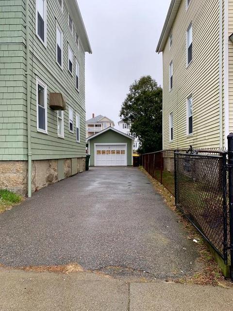 64 Montaup St, Fall River, MA 02724 photo 5