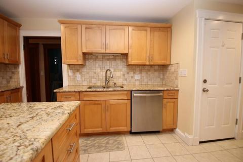 21 Birch St, Everett, MA 02149 photo 5