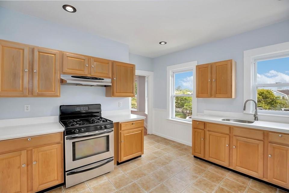  109 Willow Ave #3, Somerville, MA 02144 photo 8