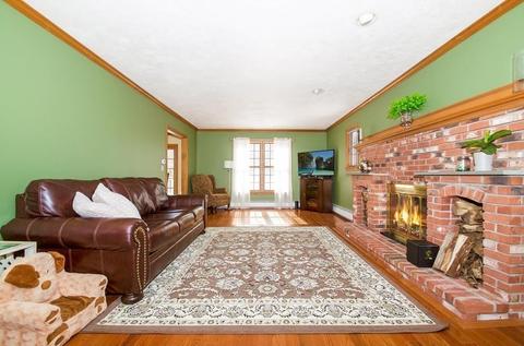 108 Chestnut St, Upton, MA 01568 photo 6