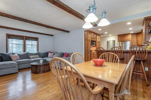 4 Carlton Dr, Acton, MA 01720 photo 2