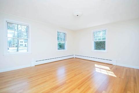 1360 Plumtree Rd, Springfield, MA 01119 photo 17