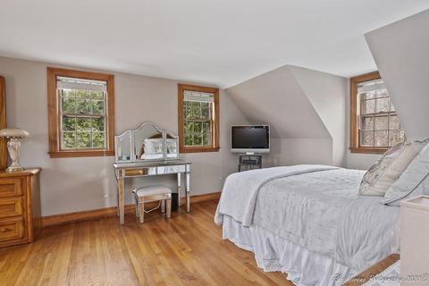 65 Hanscom Ave, Reading, MA 01867 photo 18