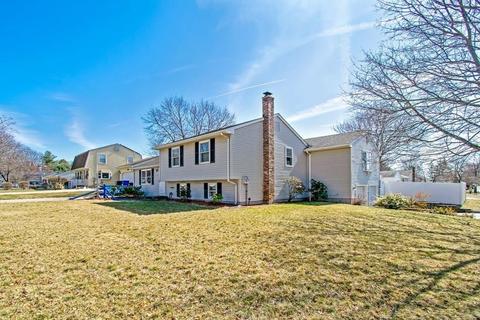 35 Pinta Cir, Springfield, MA 01104 photo 29
