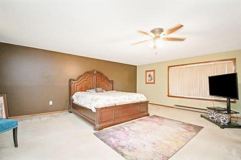 35 Pinta Cir, Springfield, MA 01104 photo 15