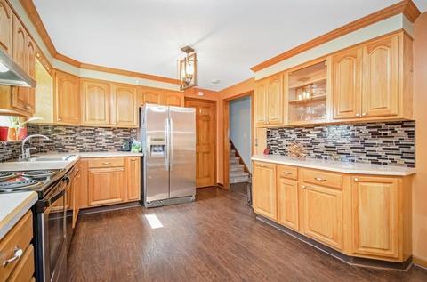 35 Pinta Cir, Springfield, MA 01104 photo 10